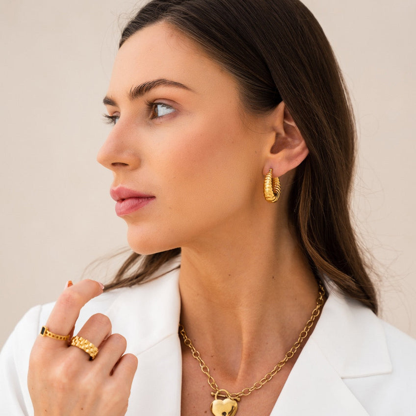 Brincos de argola lua nova Banhado a Ouro 18K