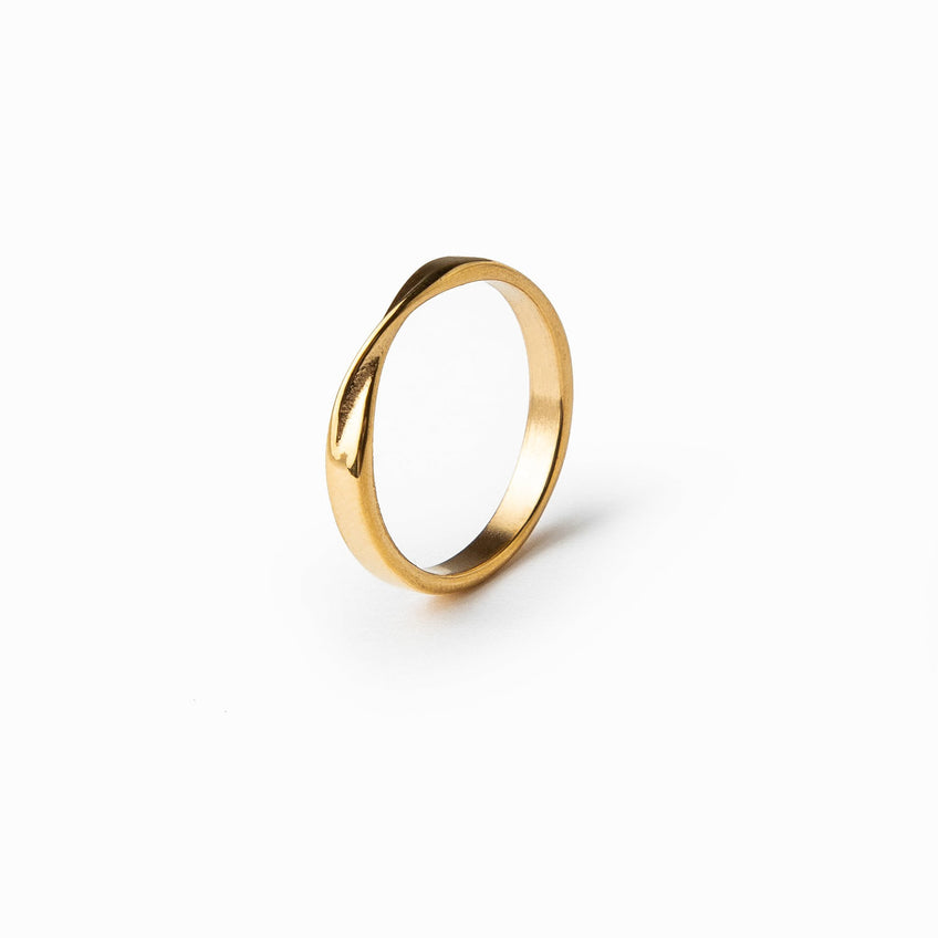 Anel lune Banhado a Ouro 18K