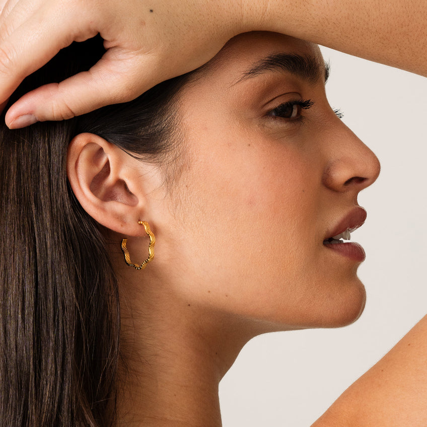 Brincos versat gold Banhado a Ouro 18K