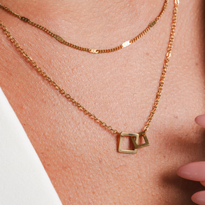 Colar geométrico square Banhado a Ouro 18K