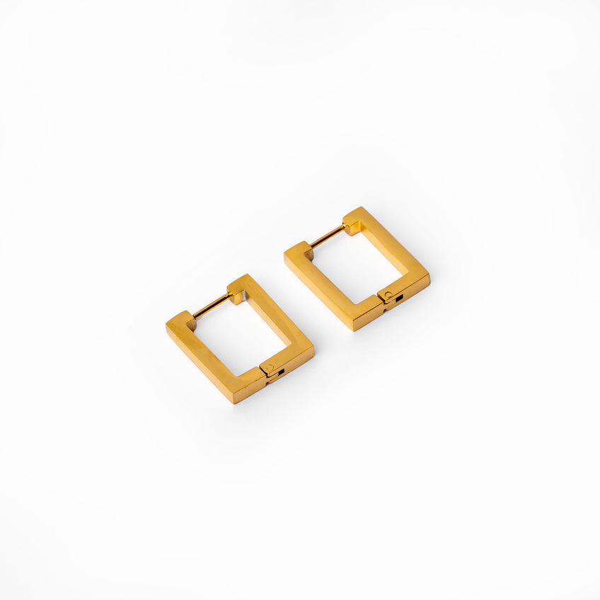 Brinco quadrado Banhado a Ouro 18K