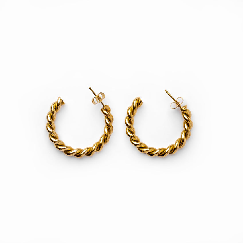 Brinco argola torcido Banhado a Ouro 18K