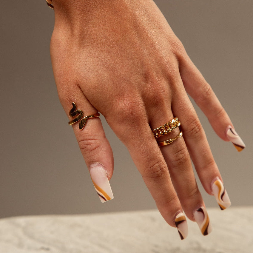 Anel lune Banhado a Ouro 18K